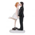 Resin Wedding Cake Topper Decoration Kissing Groom and Bride Figures